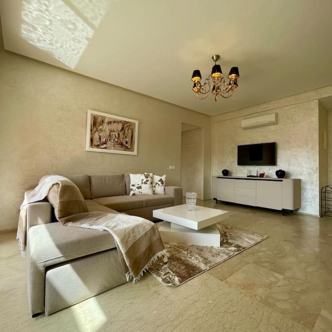 Appartement Centre Gare Gueliz Chic Et Cosy De Marrakech マラケシュ エクステリア 写真